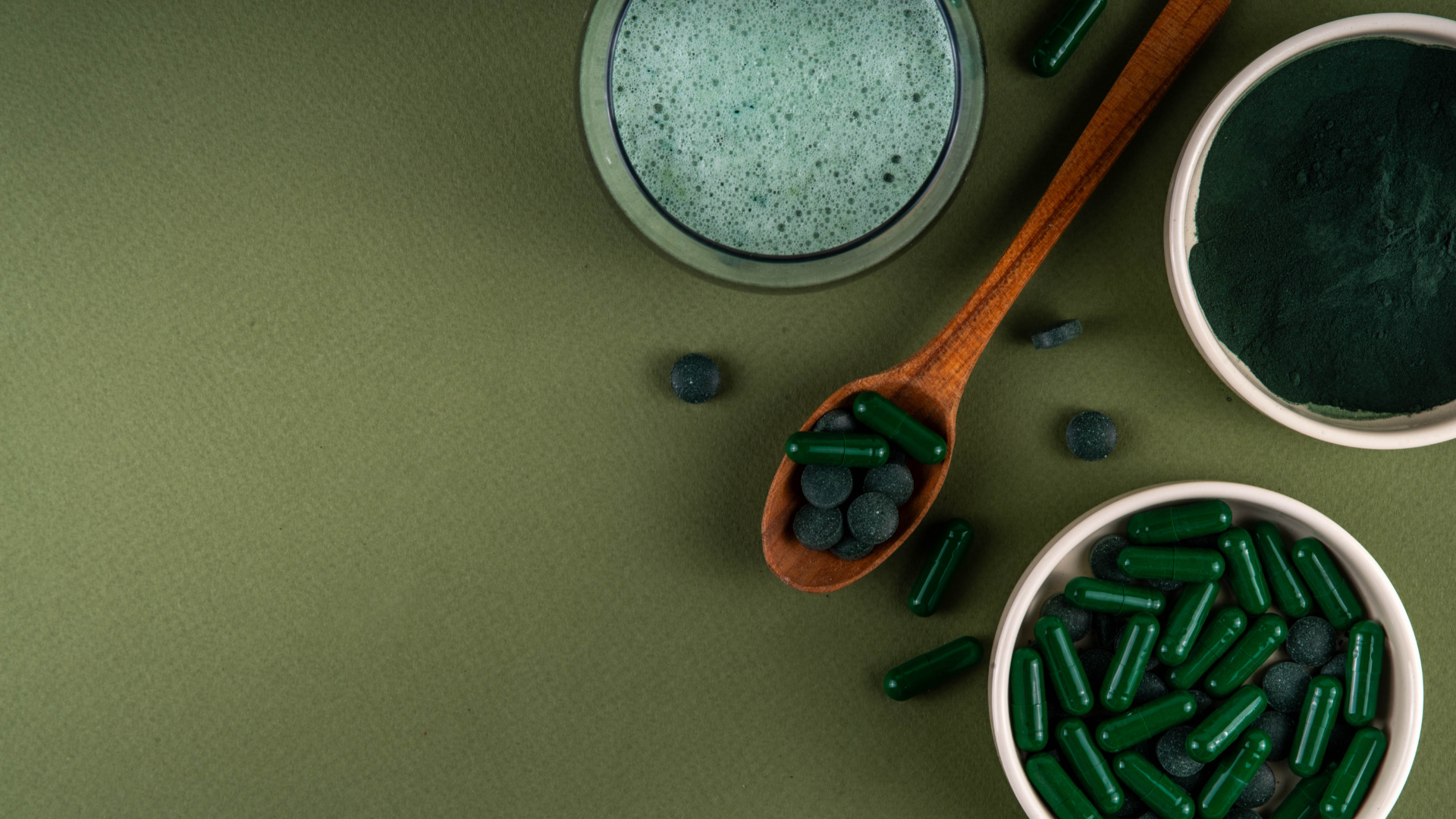 Spirulina: Zelený mikrozázrak, který podporuje detox, vitalitu i hubnutí